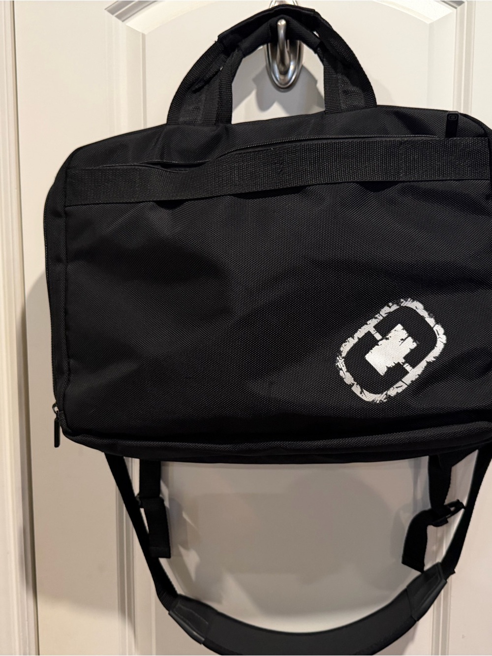 OGIO Black Quilted Front Laptop Messenger - Picture 2 of 7